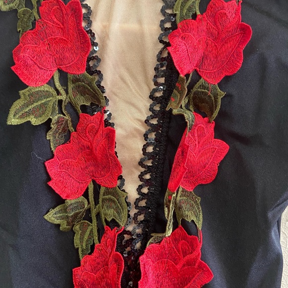 New rose leotard - Picture 2 of 3